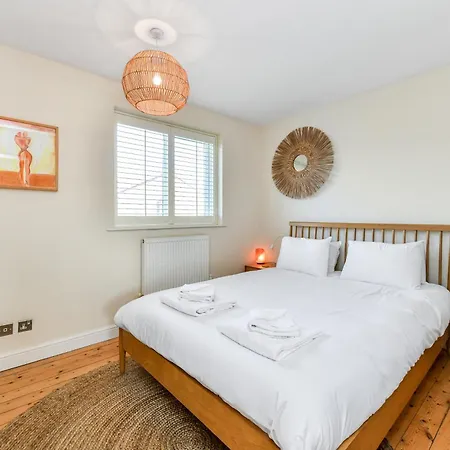 Beautiful Stay Next To Lakes And River Nottingham Exterior photo