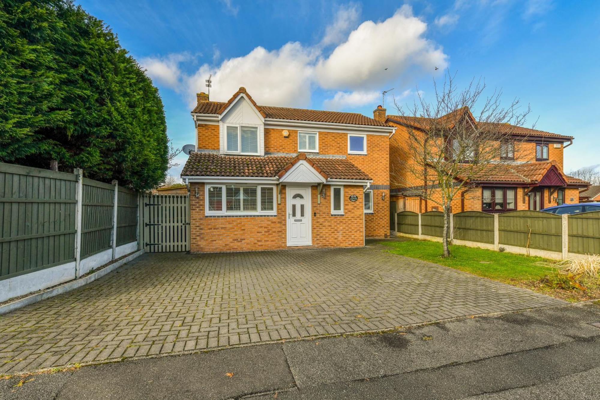 Beautiful Next To Lakes And River * Nottingham